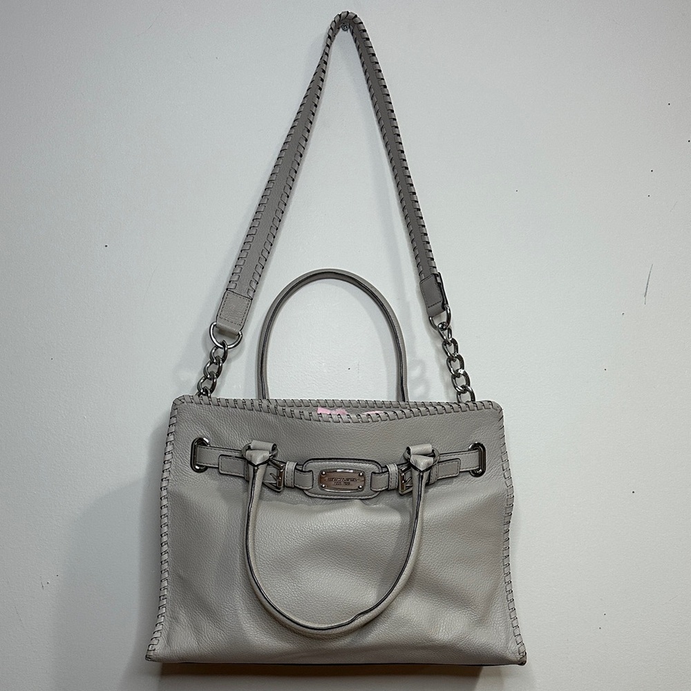 Elegant Gray Michael Kors Women's Handbag